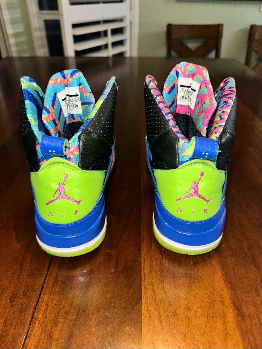 Air Jordan Flight 45 “Bel Air” rare color way. Like New.